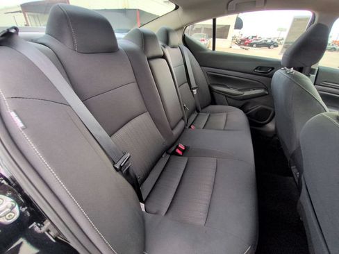 Used 2025 Nissan Altima 2.5 SV FWD image 29