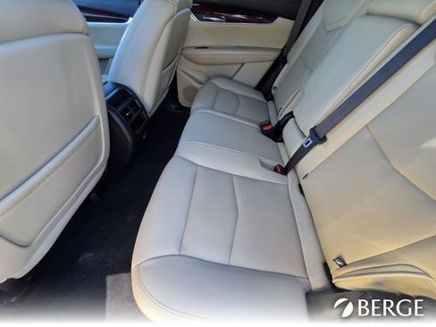 Used 2019 Cadillac XT5 Luxury image 28