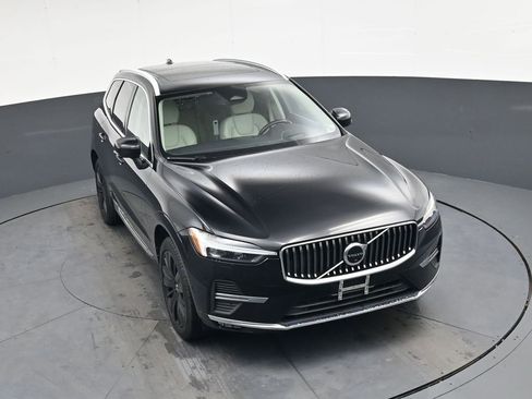 Used 2022 Volvo XC60 B5 Inscription w/ Advanced Package image 23