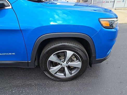 Certified 2022 Jeep Cherokee Limited image 10