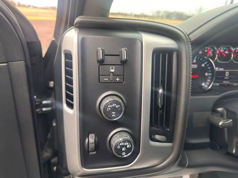 Used 2018 GMC Sierra 1500 SLT image 15