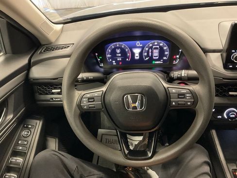 Used 2024 Honda Accord EX image 19