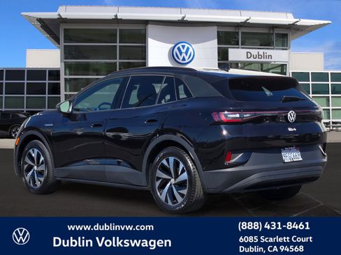Used 2023 Volkswagen ID.4 Pro image 6