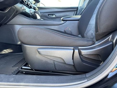 Used 2024 Nissan Sentra SR image 9