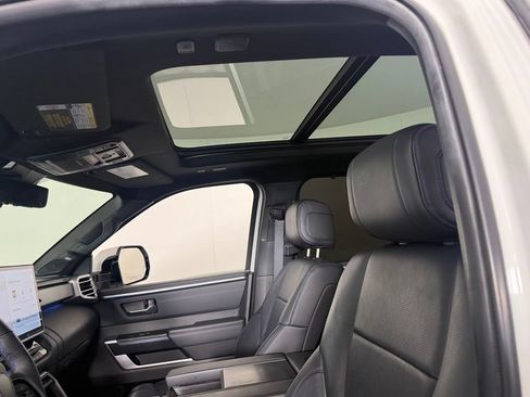 Used 2023 Toyota Tundra Platinum AWD/4WD image 22