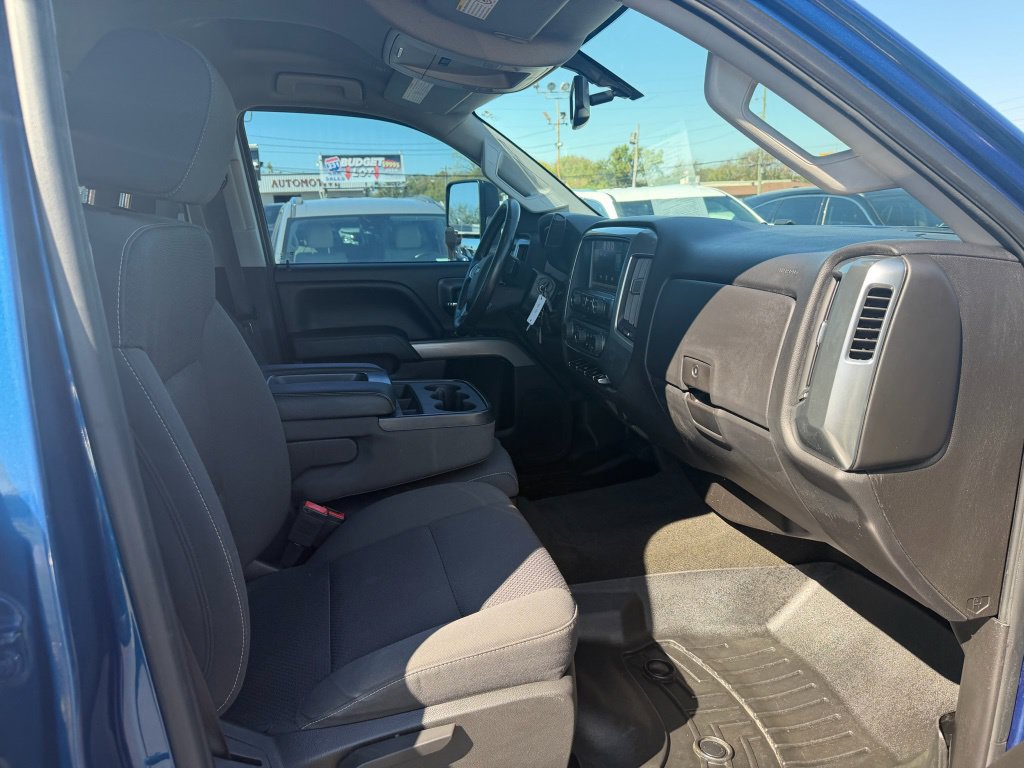 Used 2015 Chevrolet Silverado 2500 LT w/ LT Convenience Package AWD/4WD image 17