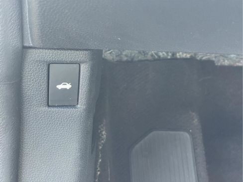 Used 2023 Honda Accord EX image 23