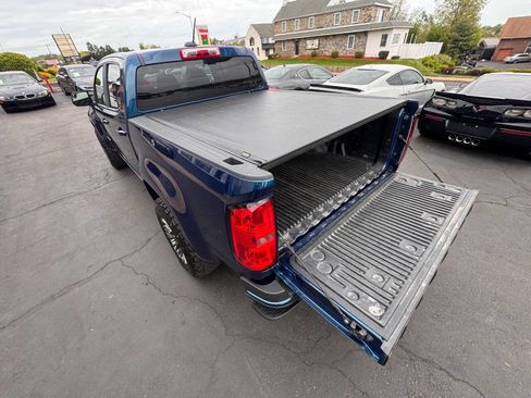 Used 2019 Chevrolet Colorado LT AWD/4WD image 12