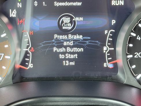 New 2026 Jeep Compass Latitude image 10