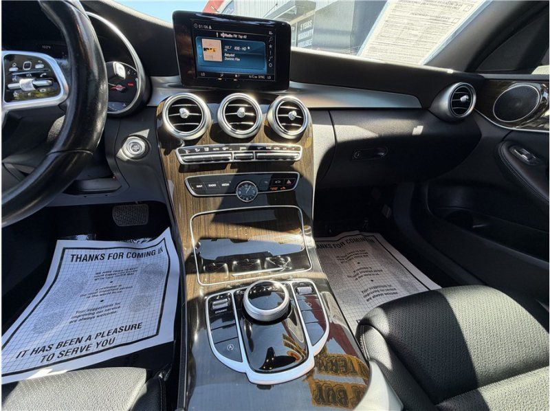 Used 2019 Mercedes-Benz C 300 Sedan image 32