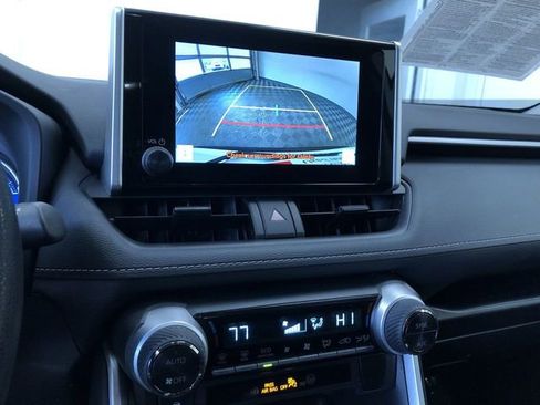 Certified 2025 Toyota RAV4 LE image 27