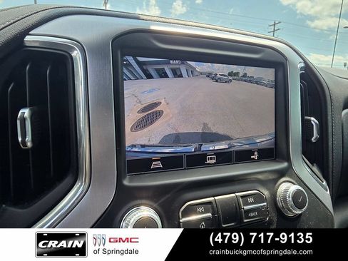 Used 2021 GMC Sierra 1500 SLT w/ SLT Premium Plus Package AWD/4WD image 18