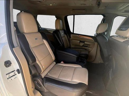 Used 2013 Nissan Armada Platinum w/ Platinum Reserve Pkg RWD image 26