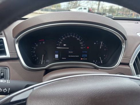 Used 2016 Cadillac SRX Premium image 9