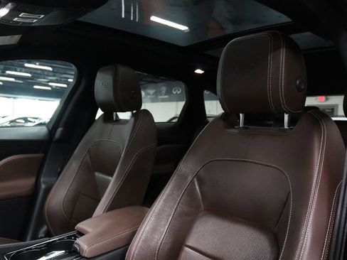 Used 2017 Jaguar F-PACE S image 12