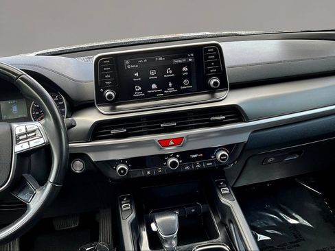Used 2020 Kia Telluride S FWD image 9