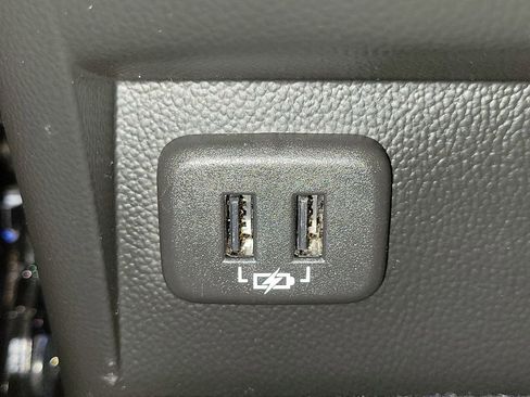 Used 2019 Cadillac XTS Luxury w/ Driver Awareness Package AWD/4WD image 16