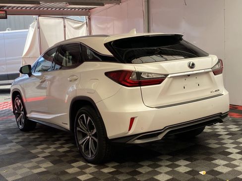 Used 2018 Lexus RX 450h AWD w/ Premium Package image 4