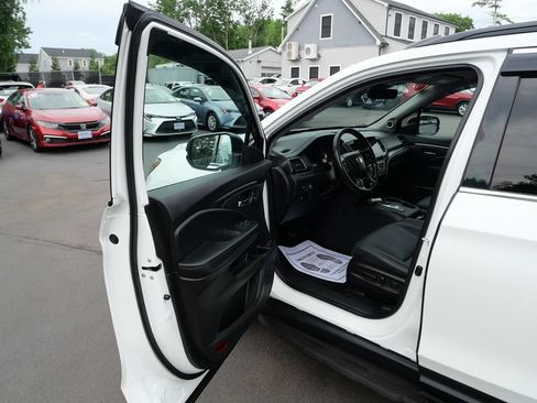 Used 2021 Honda Pilot Special Edition image 16