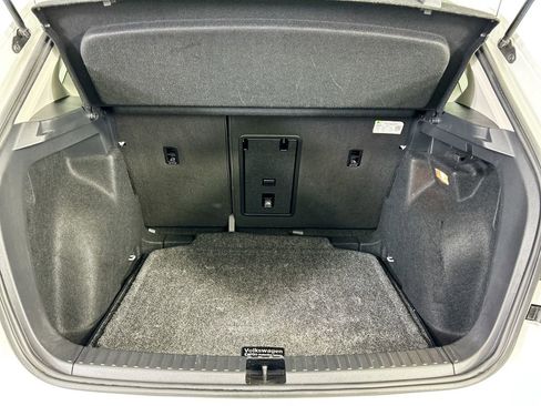 Used 2022 Volkswagen Taos SEL image 27