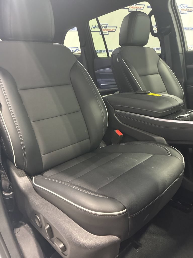 Used 2026 Buick Enclave Preferred AWD/4WD image 56