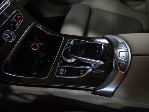 Used 2018 Mercedes-Benz C 300 Cabriolet image 29