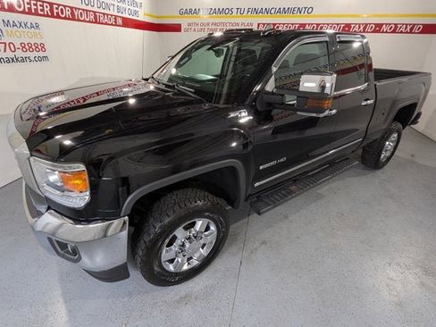 Used 2018 GMC Sierra 2500 SLT w/ Snow Plow Prep Package image 3