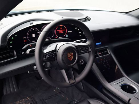 Certified 2025 Porsche Taycan image 4