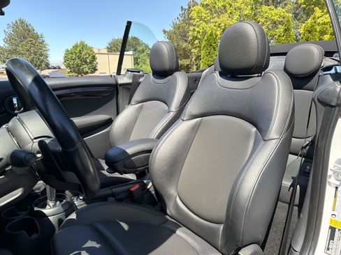 Used 2024 MINI Cooper S FWD image 7