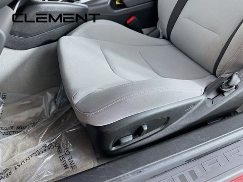 Used 2018 Chevrolet Camaro SS RWD image 28