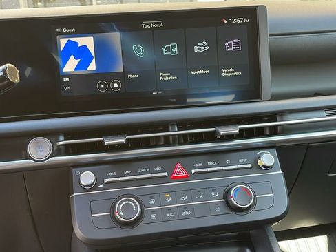 New 2026 Hyundai Tucson SE image 18