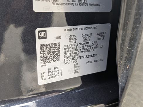 Used 2023 Chevrolet Silverado 1500 LT AWD/4WD image 39