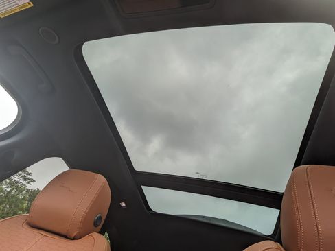 New 2026 Jaguar F-PACE R-Dynamic S image 18