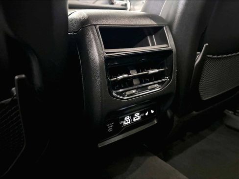Used 2023 Jeep Grand Cherokee 4WD 4xe w/ Luxury Tech Group II image 30