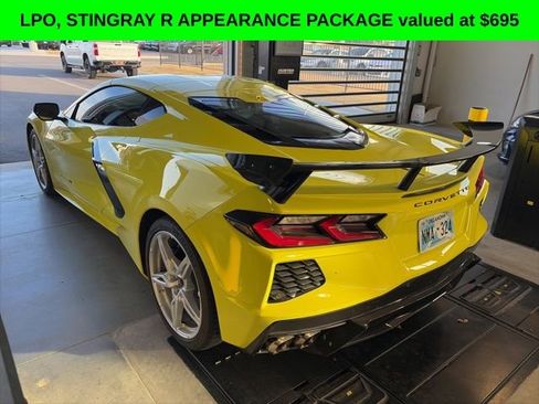 Used 2024 Chevrolet Corvette Stingray Coupe image 4