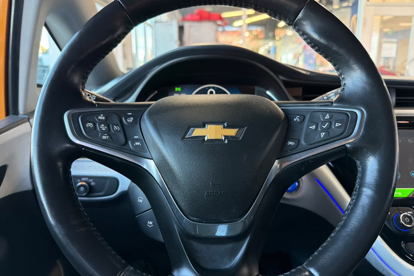 Used 2018 Chevrolet Bolt Premier w/ Driver Confidence II Package FWD image 25