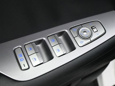 Used 2024 Hyundai Palisade SEL FWD image 4