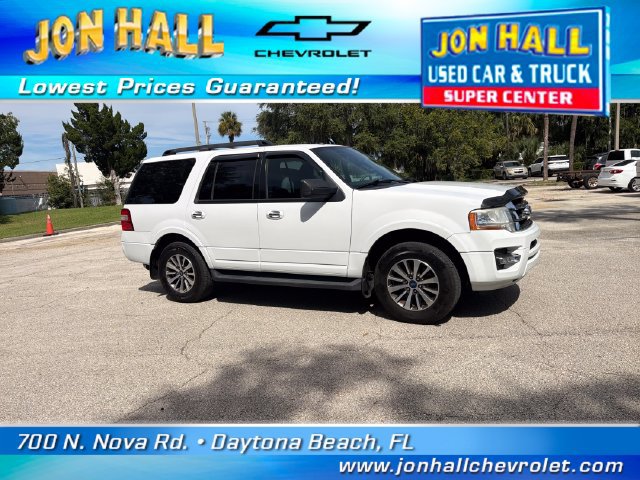 Used 2017 Ford Expedition XLT w/ Equipment Group 201A RWD image 14
