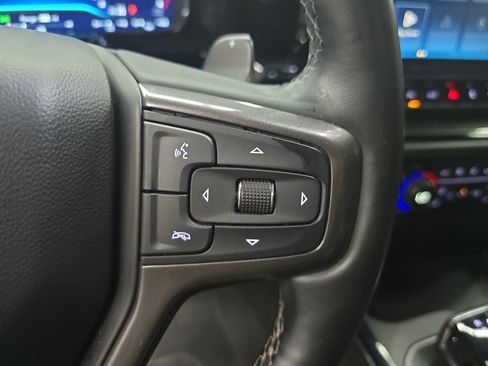 Used 2024 Chevrolet Silverado 1500 ZR2 w/ Technology Package AWD/4WD image 17
