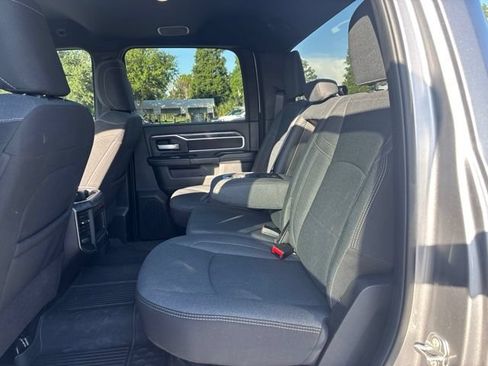 Used 2024 RAM 3500 Big Horn w/ Sport Appearance Package AWD/4WD image 10