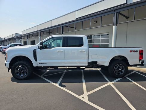 Used 2023 Ford F350 XLT w/ XLT Premium Package AWD/4WD image 2