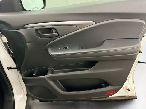 Used 2023 Honda Passport EX-L image 33