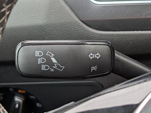 Used 2021 Volkswagen Tiguan SEL w/ 3-Row Tiguan MDO Package AWD/4WD image 31