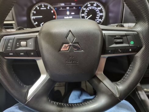 Used 2024 Mitsubishi Outlander SE AWD/4WD image 21