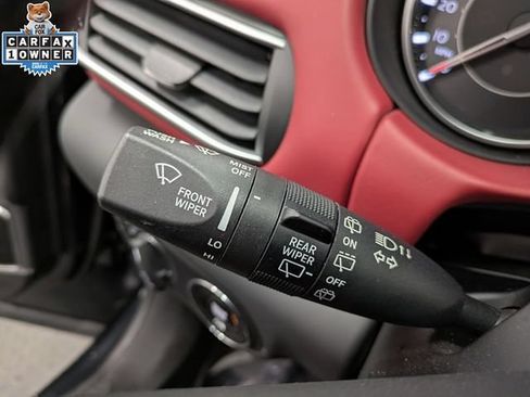 Used 2022 Maserati Levante GT AWD/4WD image 18