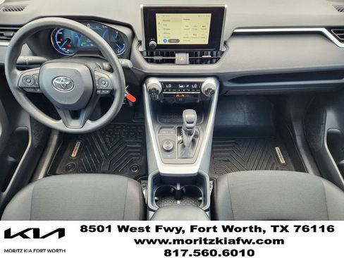 Used 2025 Toyota RAV4 LE AWD/4WD image 24