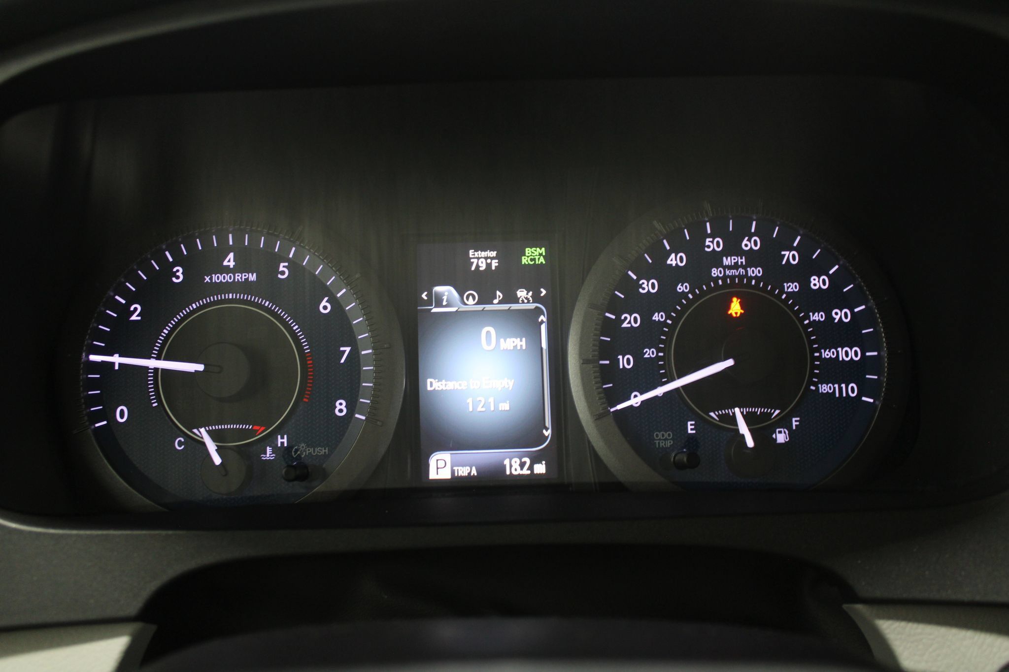 Used 2020 Toyota Sienna XLE w/ XLE Navigation Package FWD image 27