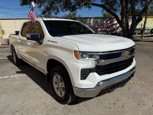 Used 2024 Chevrolet Silverado 1500 LT image 1