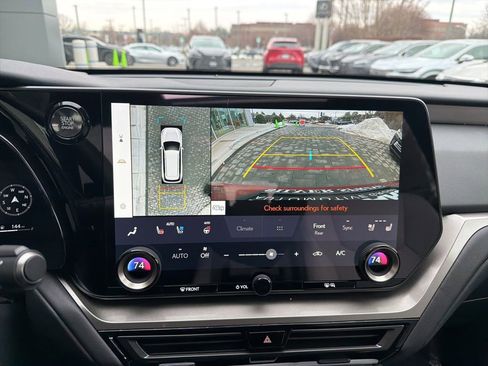 Used 2026 Lexus TX 350 AWD w/ Technology Package image 36