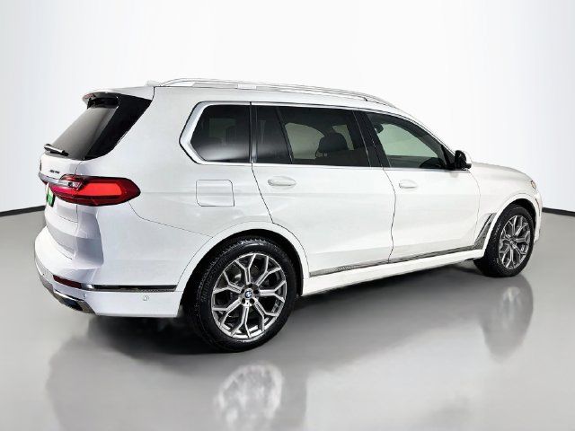 Used 2021 BMW X7 xDrive40i w/ Premium Package AWD/4WD image 10
